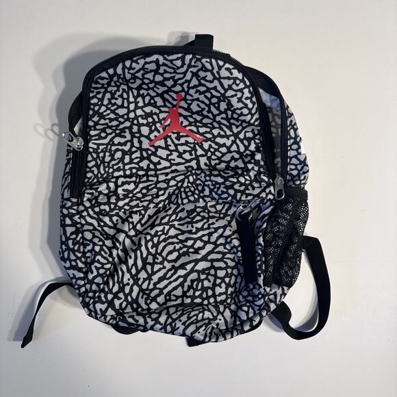 Air Jordan Backpack Kids Size Small Black White - Picture 1 of 4